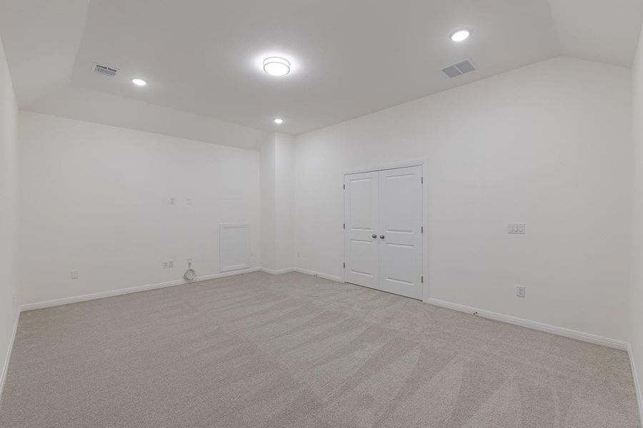 Spacious, unfurnished interior of a new home in Provence - 60', Austin (Image 23).