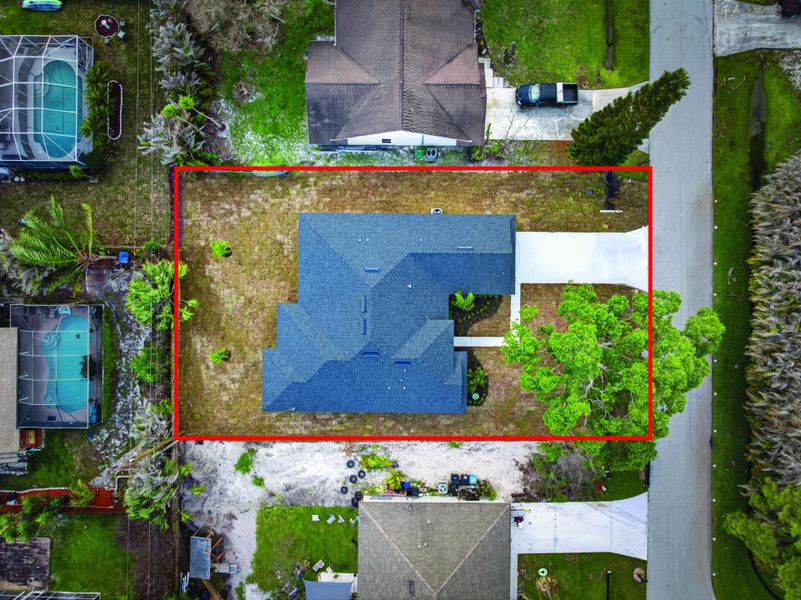 Outlined-03 Outlined-03