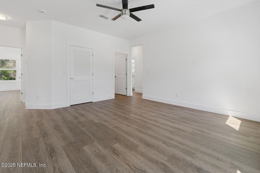 Spacious, unfurnished interior of a new home in , Jacksonville (Image 36). Spacious, unfurnished interior of a new home in , Jacksonville (Image 36).