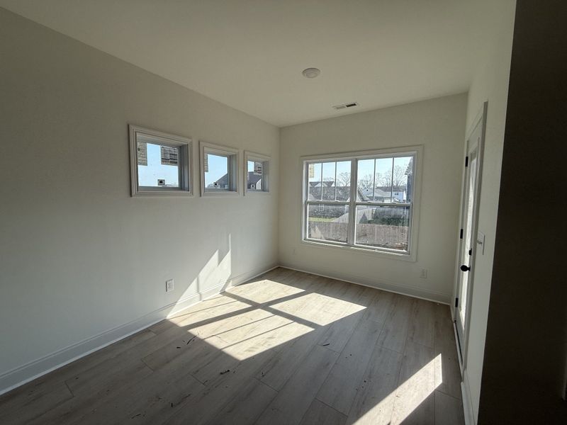 Spacious, unfurnished interior of a new home in Cherry Fields, Clarksville (Image 7).