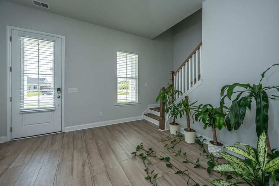 Image 52 of a home in .