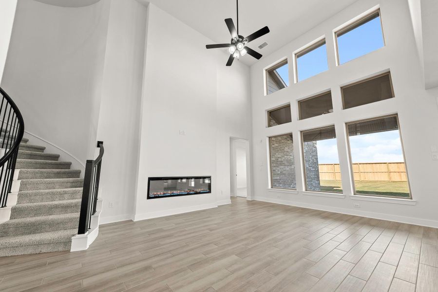 Representative image. Features, specifications, selections and colors may vary.