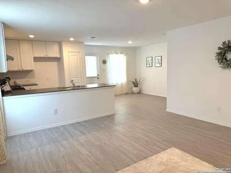 Image 30 of a home in Navarro Ranch: Watermill Collection. Image 30 of a home in Navarro Ranch: Watermill Collection.