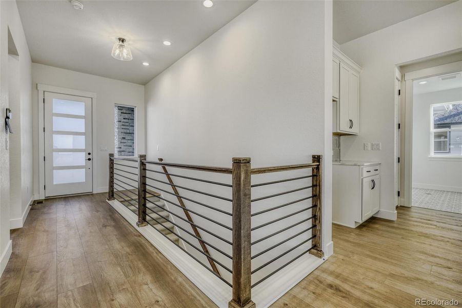 Spacious, unfurnished interior of a new home in Timber Ridge, Colorado Springs (Image 11).