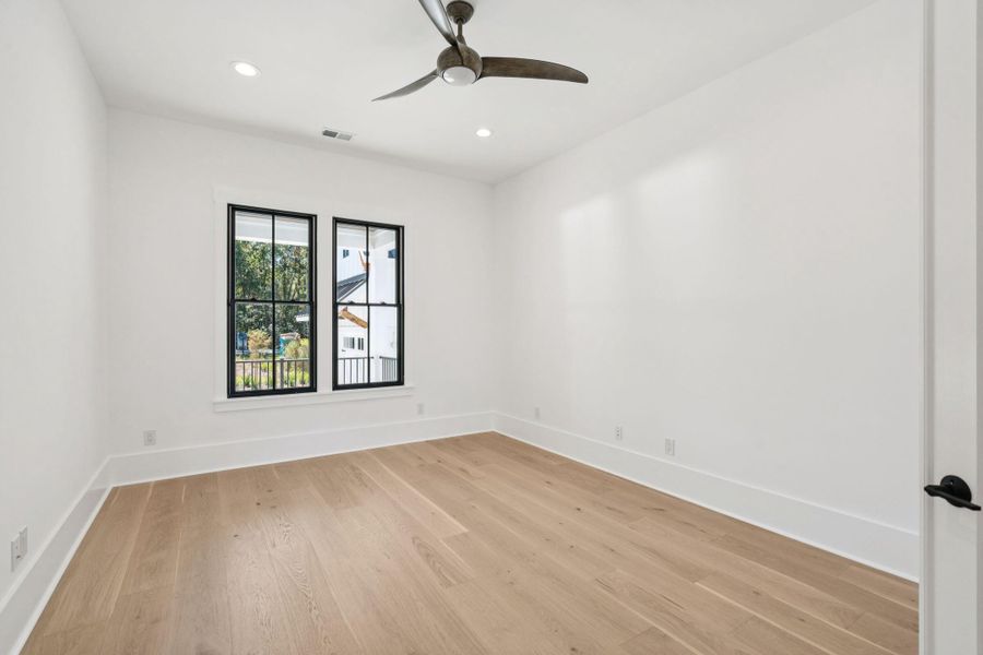 Spacious, unfurnished interior of a new home in , Ravenel (Image 50).