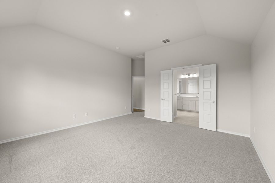 Spacious, unfurnished interior of a new home in El Dorado, Granbury (Image 21). Spacious, unfurnished interior of a new home in El Dorado, Granbury (Image 21).