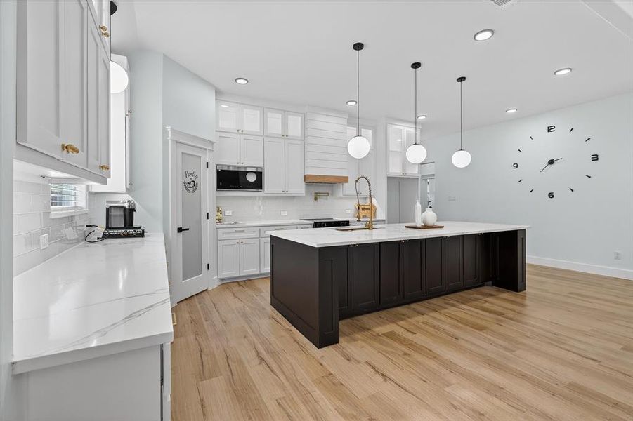 Furnished interior view inside a new home in , Haltom City (Image 11).