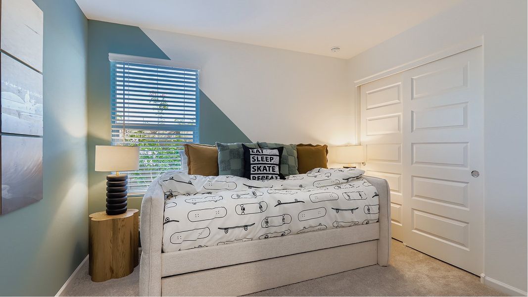 2557 Heather Bed2 1of2 F1