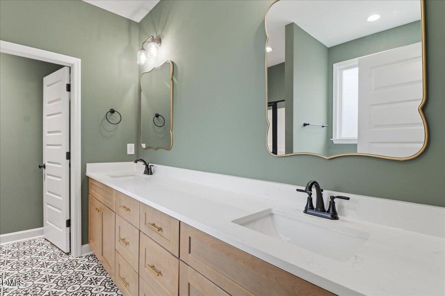 30-126 Mason St-30