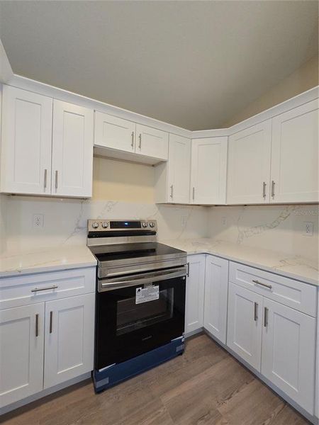 Furnished interior view inside a new home in , Ocala (Image 9).