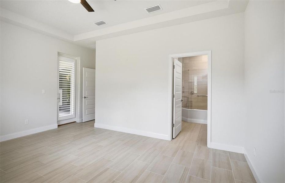 Spacious, unfurnished interior of a new home in , Palm Coast (Image 48).