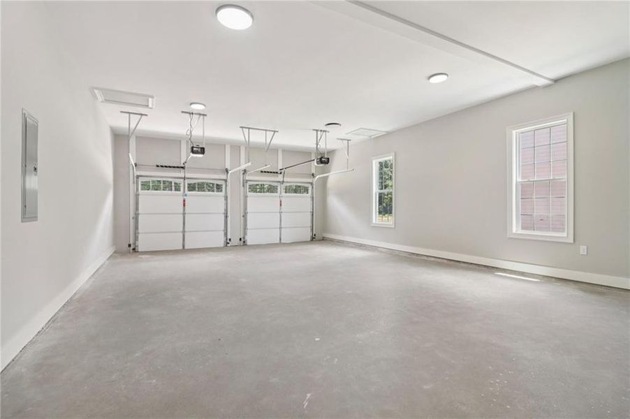 Spacious, unfurnished interior of a new home in , Lilburn (Image 80).