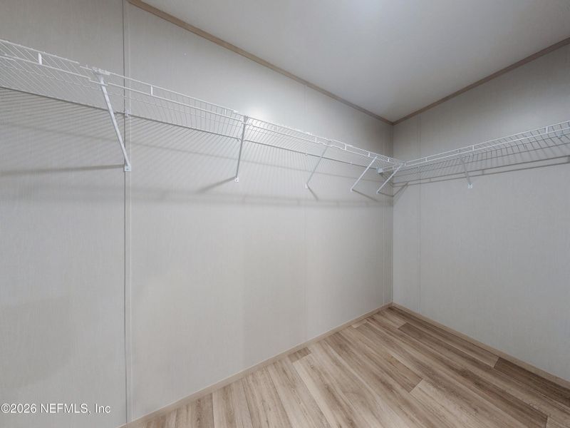 Spacious, unfurnished interior of a new home in , Keystone Heights (Image 34).