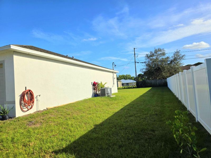 Exterior details and patio area of a home in , Port St. Lucie (Image 22).