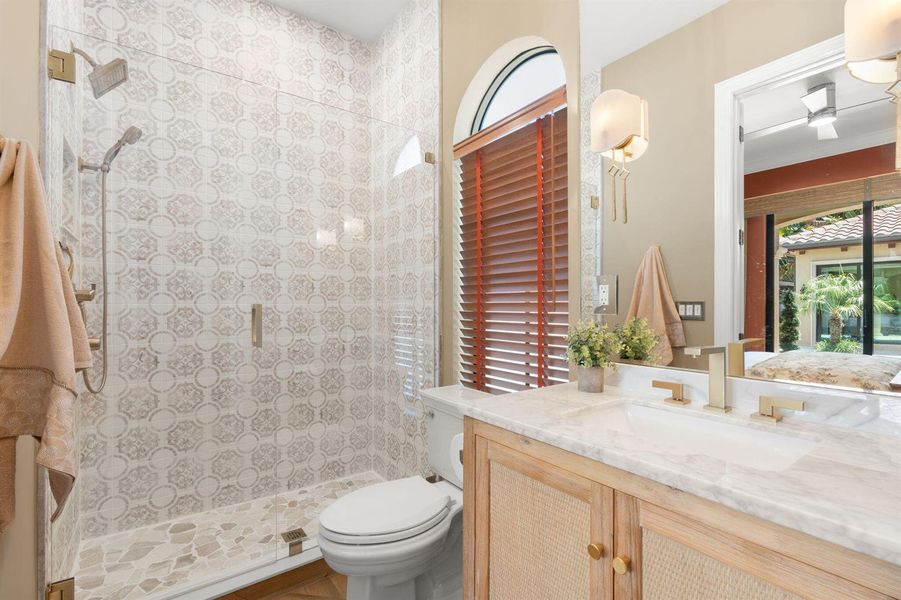 48-web-or-mls-2500 NE 14th St, Fort Laud