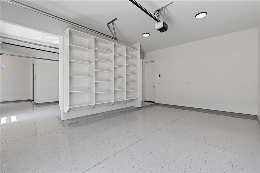 Spacious, unfurnished interior of a new home in , Dacula (Image 76).