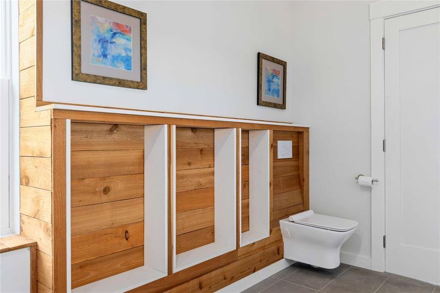 Furnished interior view inside a new home in , Bangs (Image 10).