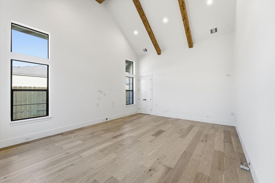 Another view of 406 Columbia in the Heights.