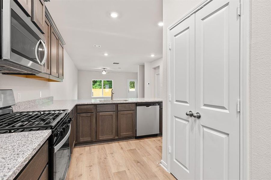 Furnished interior view inside a new home in Creekside Estates, Terrell (Image 2).