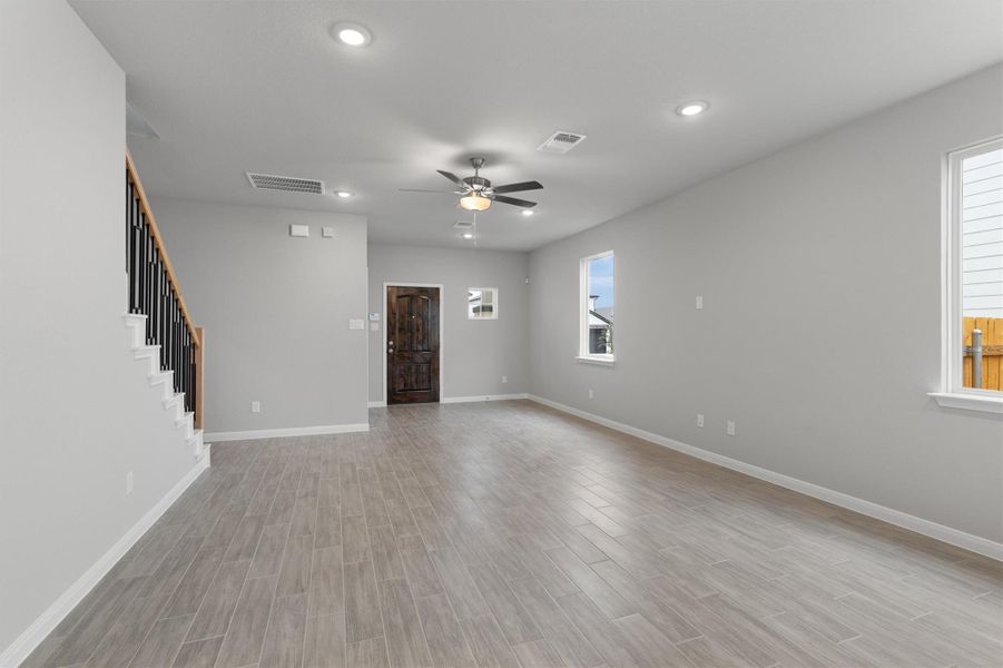 Spacious, unfurnished interior of a new home in Morningstar, Andice (Image 27). Spacious, unfurnished interior of a new home in Morningstar, Andice (Image 27).