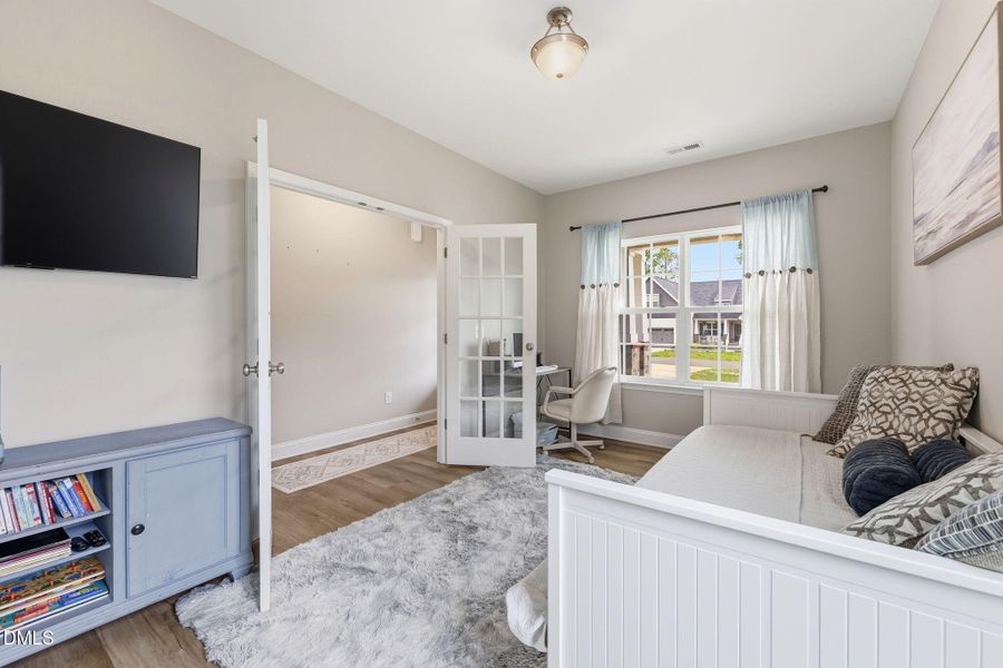 10-web-or-mls-_2041705