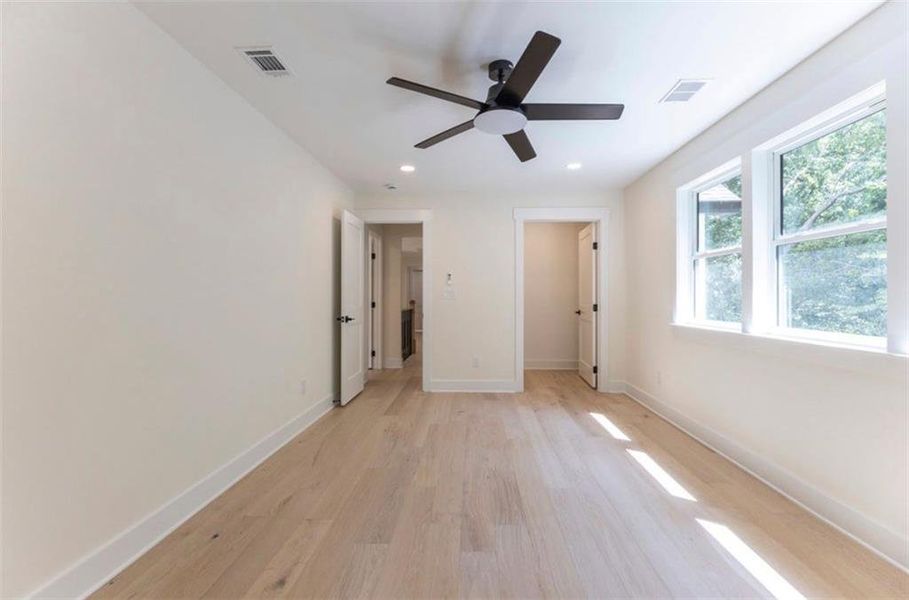 Spacious, unfurnished interior of a new home in , Peachtree Corners (Image 19).