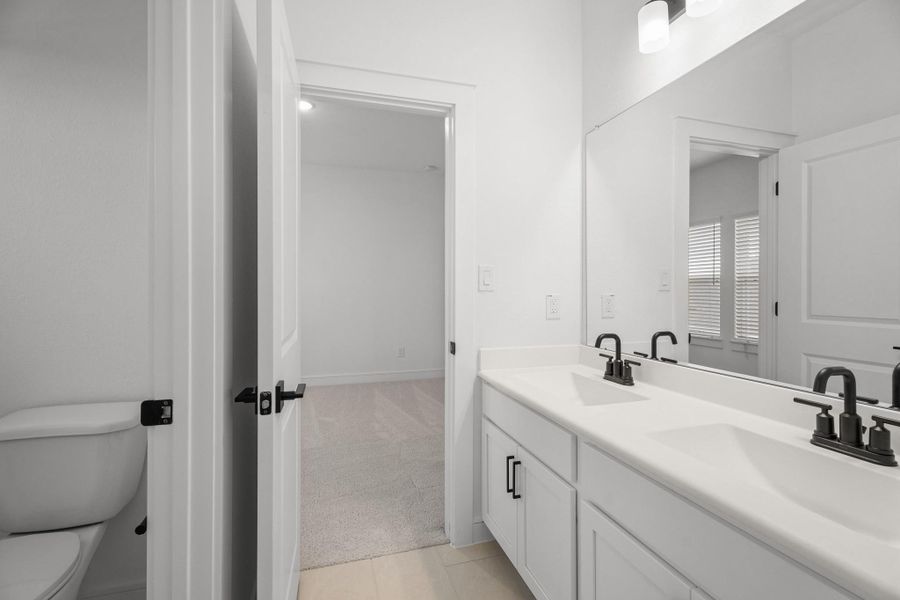 Bedroom 2/3 bath (*Photo not of actual home and used for illustration purposes only.) Bedroom 2/3 bath (*Photo not of actual home and used for illustration purposes only.)