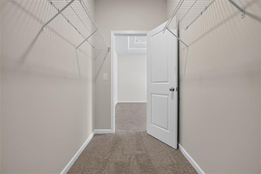 Spacious, unfurnished interior of a new home in , Athens (Image 45).