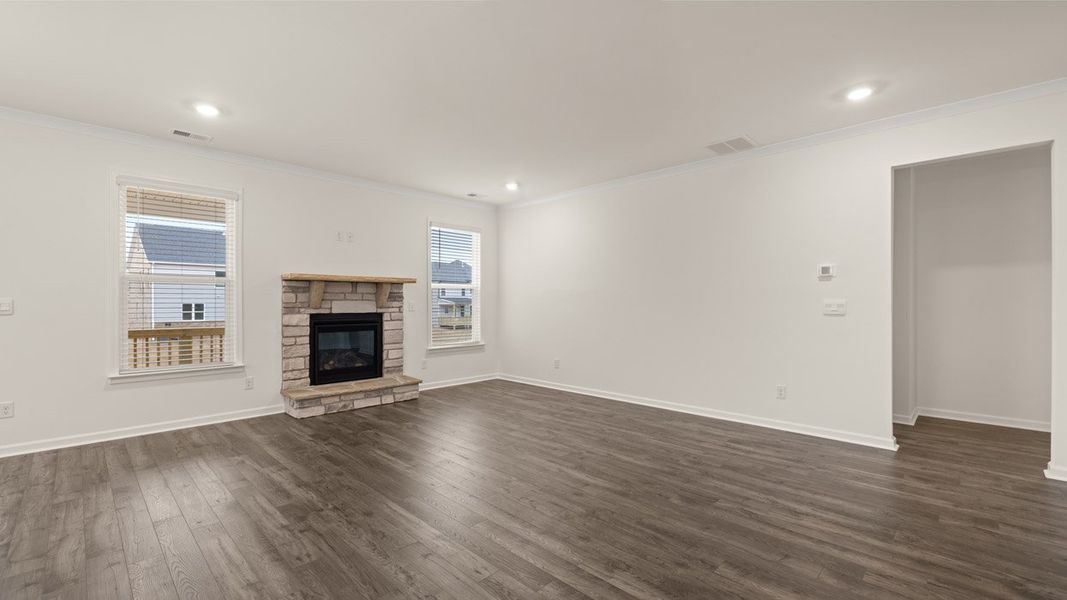 Spacious, unfurnished interior of a new home in Westland, Bogart (Image 22).