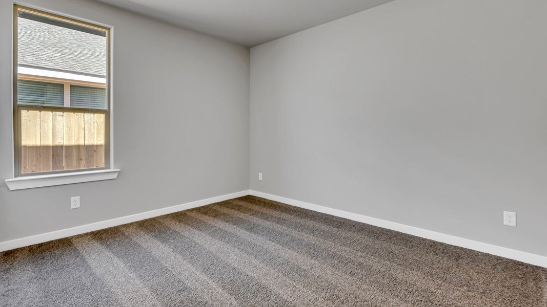 Spacious, unfurnished interior of a new home in Northwest Passage, Midland (Image 19). Spacious, unfurnished interior of a new home in Northwest Passage, Midland (Image 19).