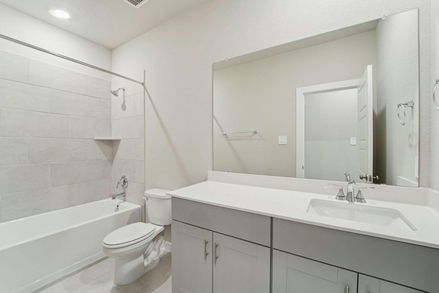 Furnished interior view inside a new home in Stewart's Ranch, Conroe (Image 13). Furnished interior view inside a new home in Stewart's Ranch, Conroe (Image 13).