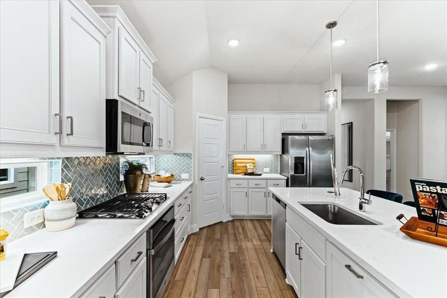 10_2210 Walden Pond Blvd