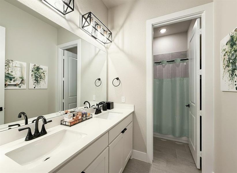 Furnished interior view inside a new home in Rocky Top, Krum (Image 17).