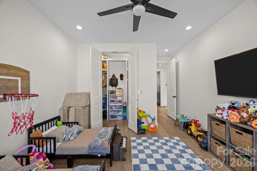 Furnished interior view inside a new home in , Arden (Image 27).