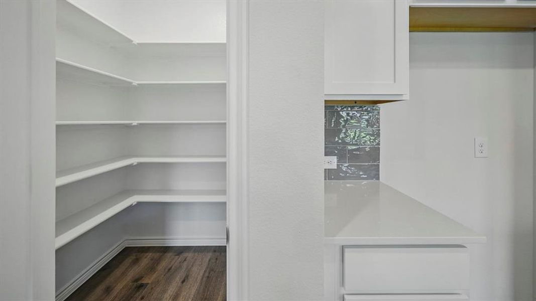 Spacious, unfurnished interior of a new home in Liberty Crossing, Royse City (Image 21). Spacious, unfurnished interior of a new home in Liberty Crossing, Royse City (Image 21).