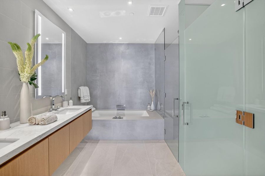 Furnished interior view inside a new home in , Fort Lauderdale (Image 14). Furnished interior view inside a new home in , Fort Lauderdale (Image 14).