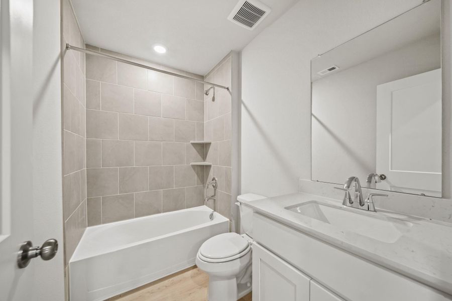 Furnished interior view inside a new home in Russell Ranch, Bay City (Image 11). Furnished interior view inside a new home in Russell Ranch, Bay City (Image 11).