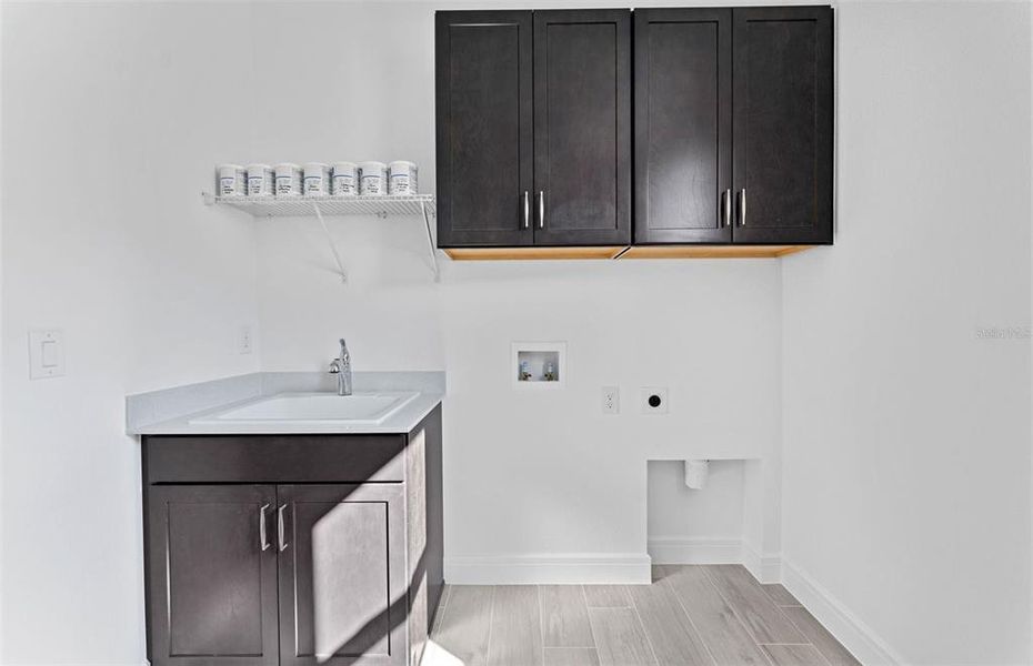 Furnished interior view inside a new home in Del Webb Stone Creek, Ocala (Image 5).