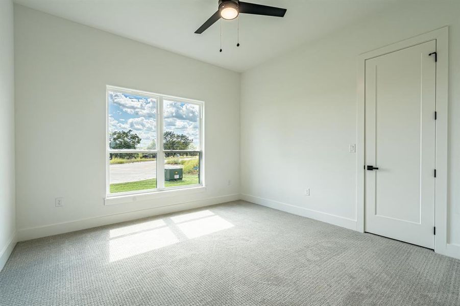 Spacious, unfurnished interior of a new home in , Granbury (Image 28). Spacious, unfurnished interior of a new home in , Granbury (Image 28).