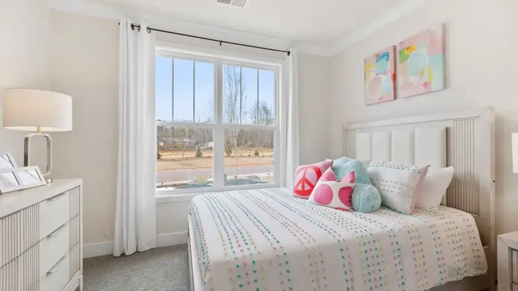 Furnished interior view inside a new home in Cottonwood Ridge, Piedmont (Image 6).
