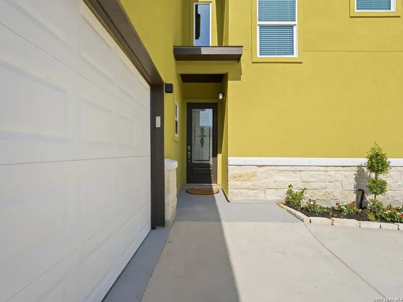 Exterior details and patio area of a home in , San Antonio (Image 3).