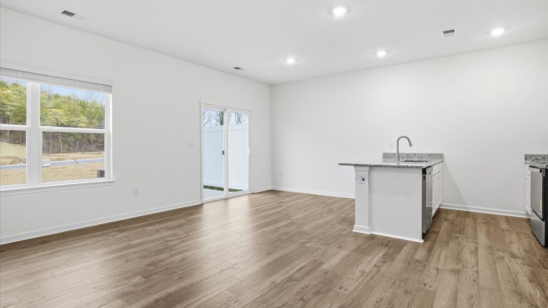 Spacious, unfurnished interior of a new home in Cherokee Crossing, Kodak (Image 12). Spacious, unfurnished interior of a new home in Cherokee Crossing, Kodak (Image 12).