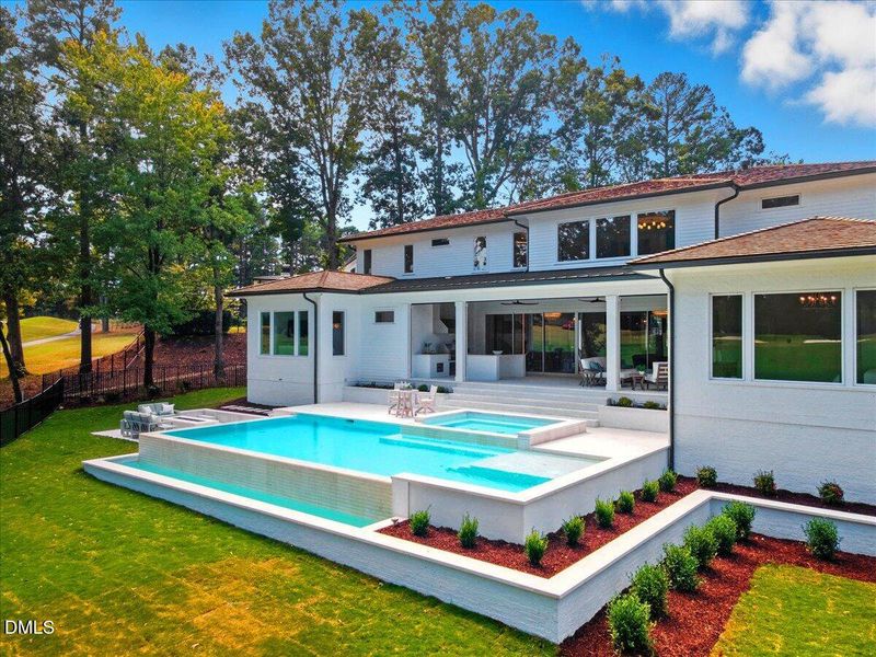 137-1216 Barcroft Pl