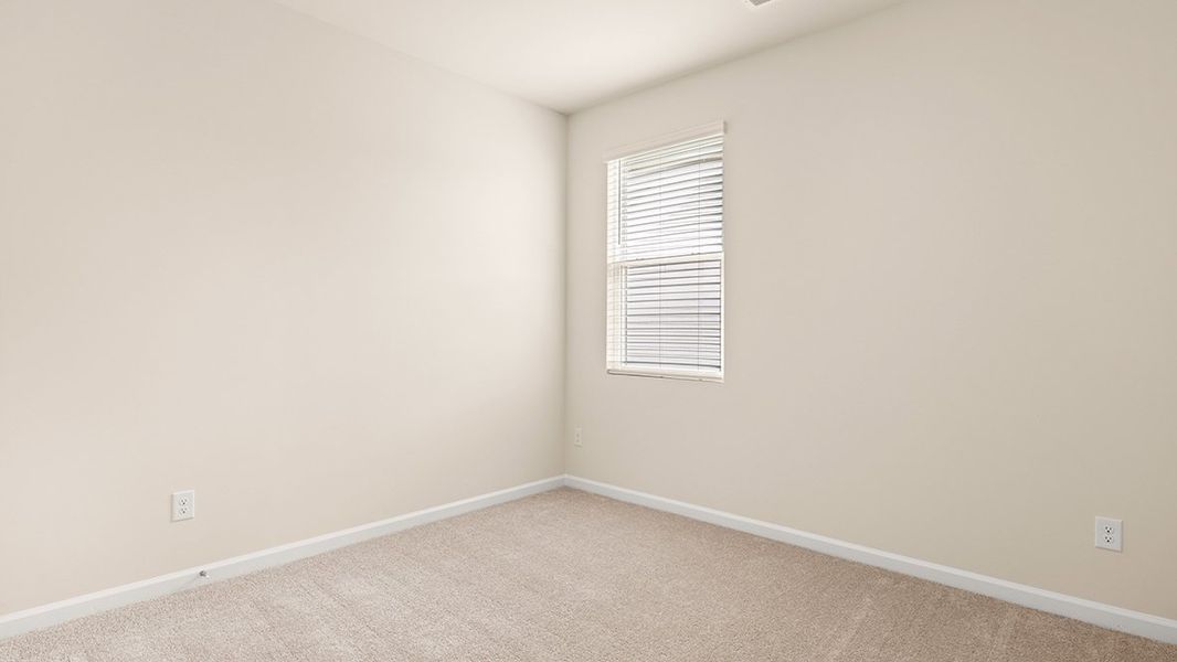 Spacious, unfurnished interior of a new home in Highland Hills, Graniteville (Image 19).