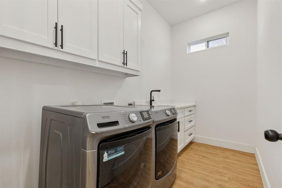 Close-up of interior finishes inside a home in , Dallas (Image 20).