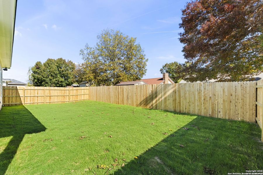 Exterior details and patio area of a home in , Seguin (Image 3).