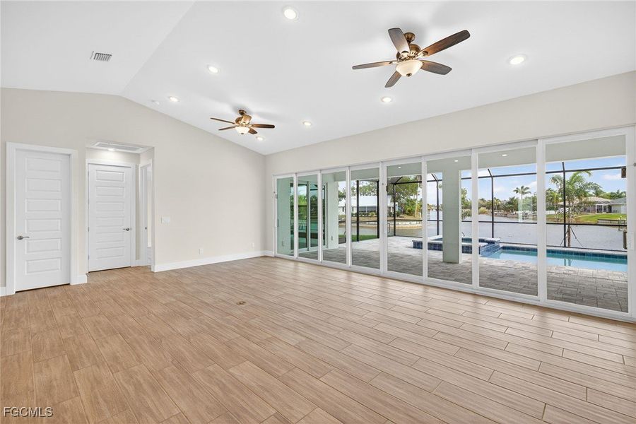 Spacious, unfurnished interior of a new home in Cape Coral, Cape Coral (Image 19). Spacious, unfurnished interior of a new home in Cape Coral, Cape Coral (Image 19).