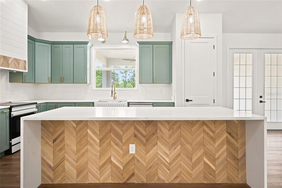 Furnished interior view inside a new home in , Dunnellon (Image 8).