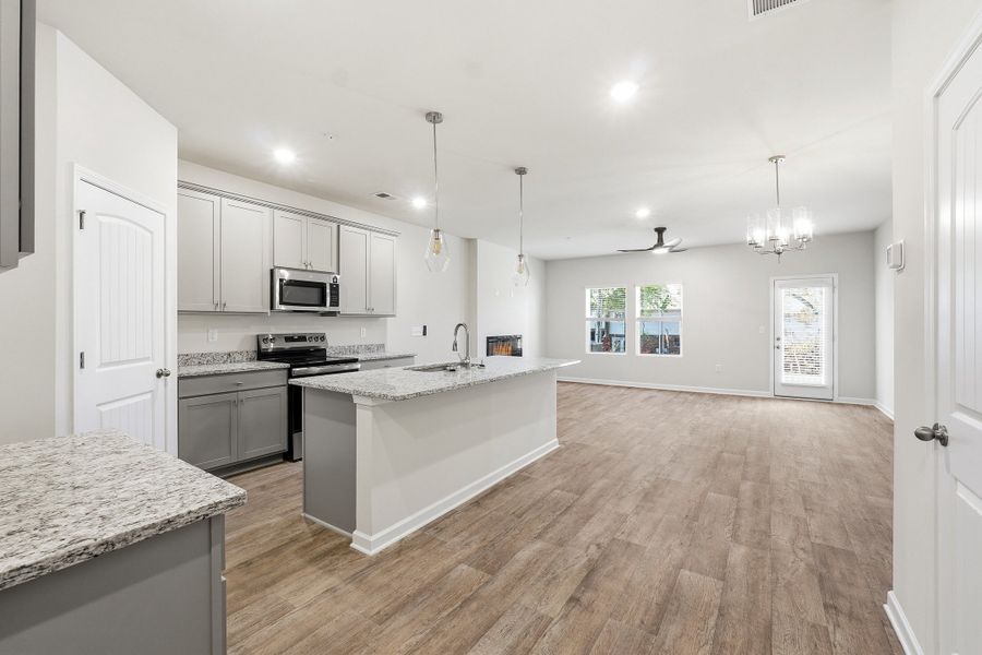 4br New Home in Palmetto, GA.  - Slide 6