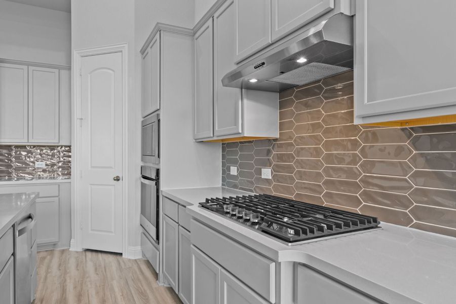 3,190sf New Home in Waxahachie, TX. - Slide 14 3,190sf New Home in Waxahachie, TX. - Slide 14